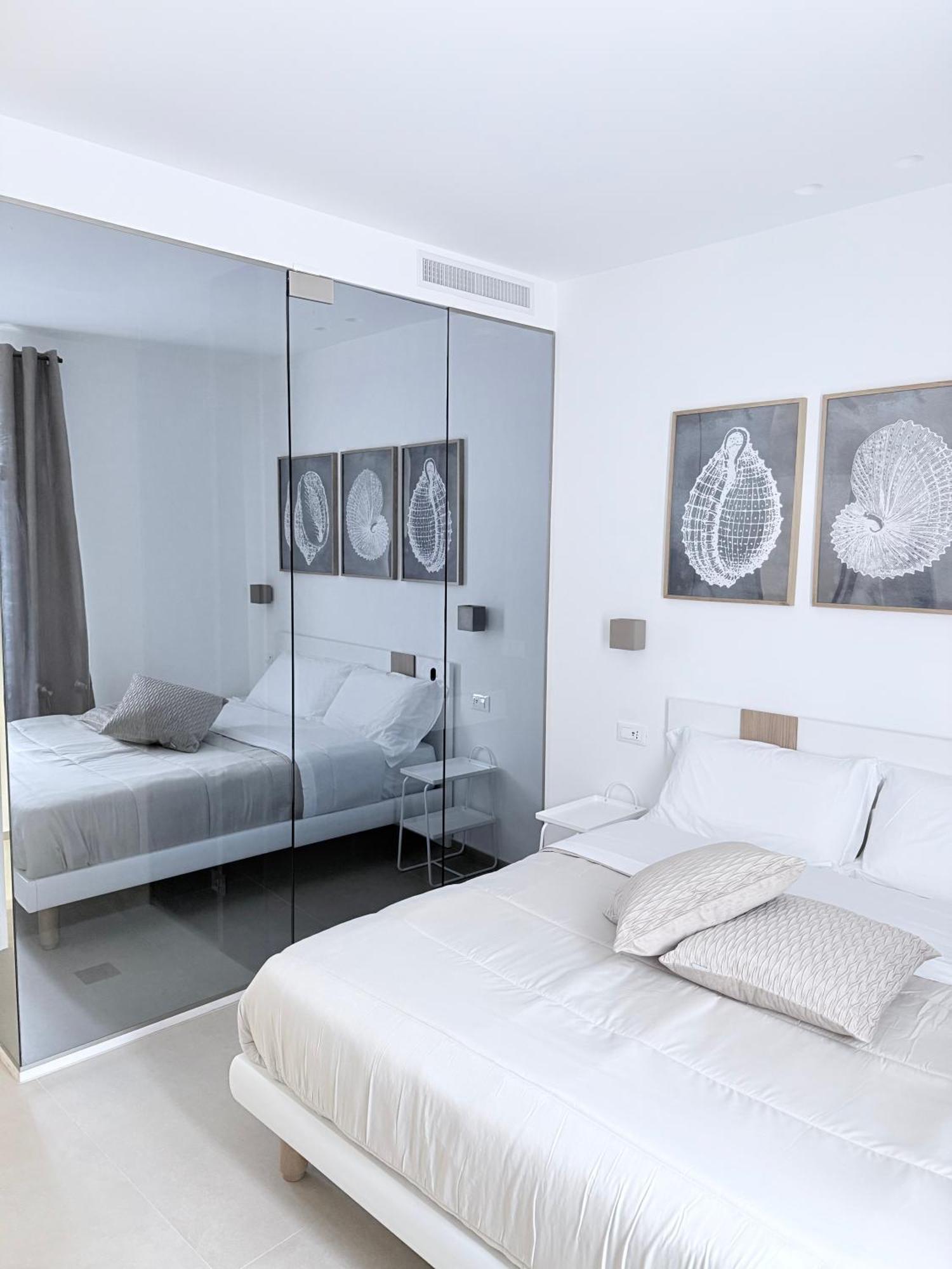 Santa Rosalia Suites Palermo Zewnętrze zdjęcie